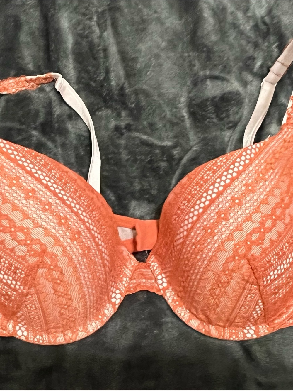 Victoria's Secret Coral Lace Underwire Bra